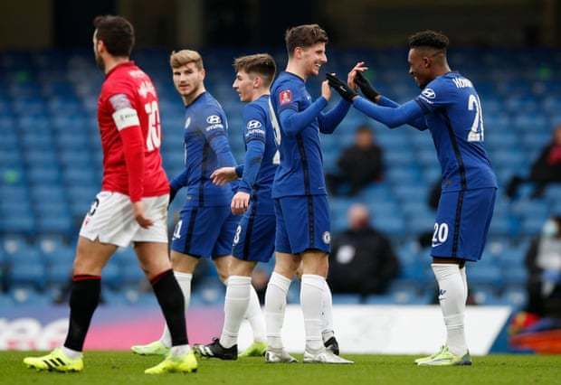 掘金末节爆发约基奇独揽三双